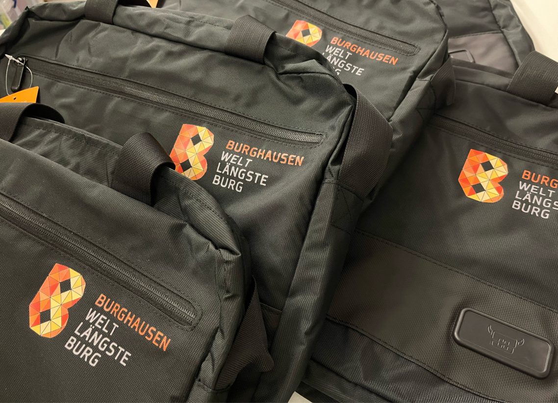 Laptoptaschen mit Aufdruck Stadt Burghausen